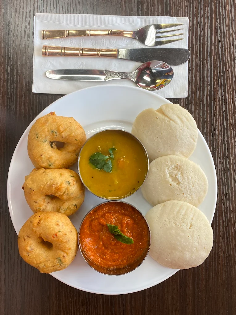 Royal India Express vegetarian Indian dishes in Edmonton